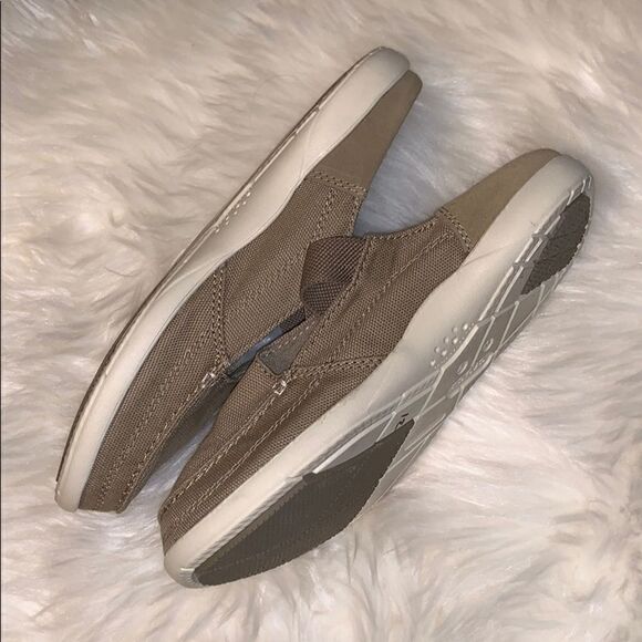 Crocs Walu Mule Canvas Boat loafers 7w - Picture 4 of 6